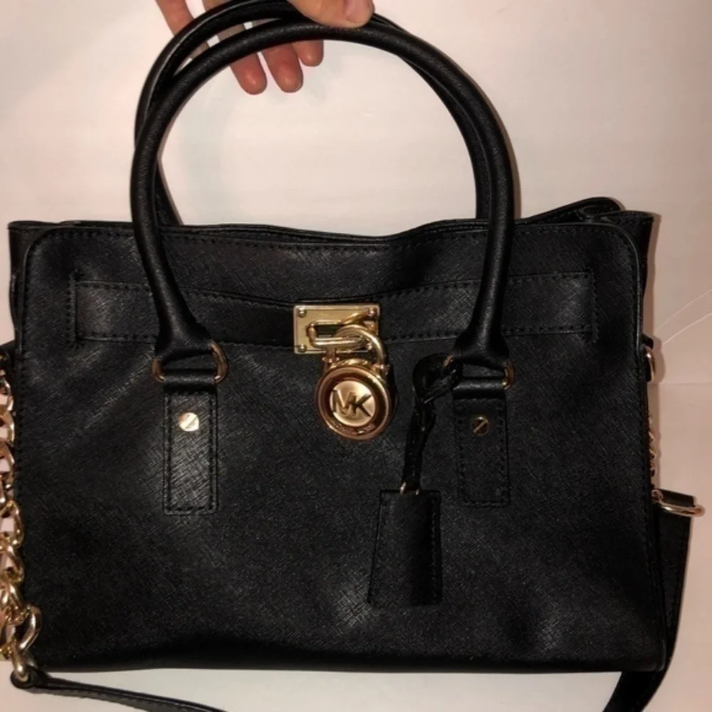 MICHAEL KORS black saffiano leather Hamilton bag